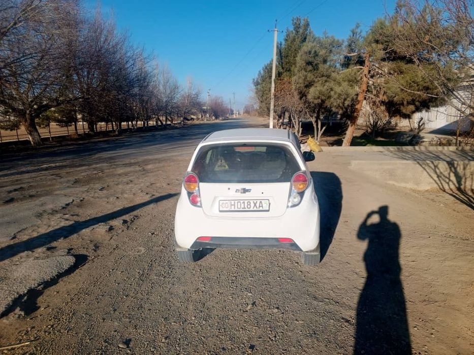 Спарк 2012 сотилади