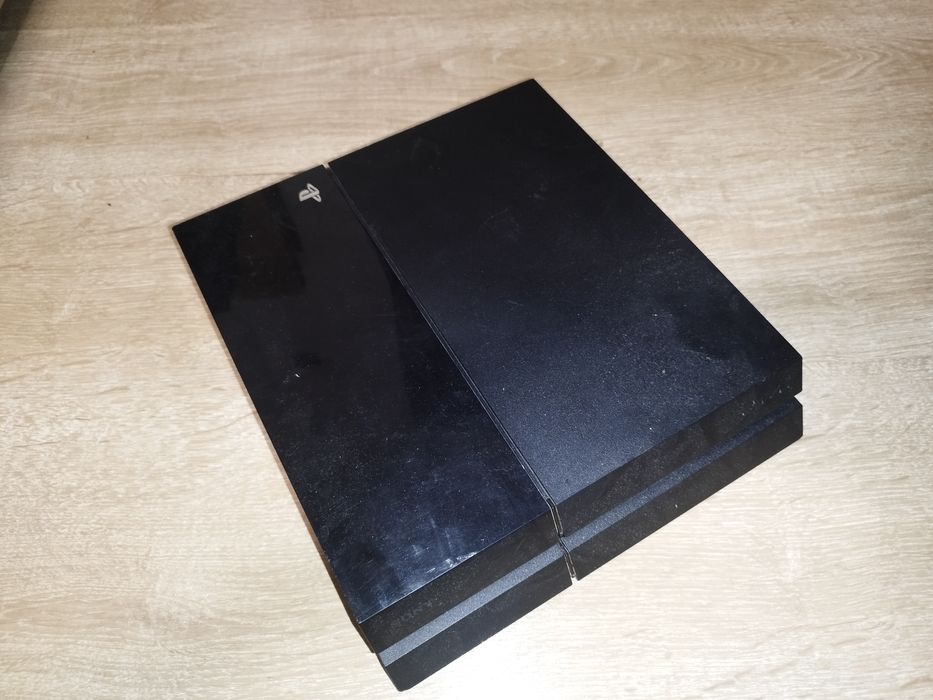 PS4 pt piese defect