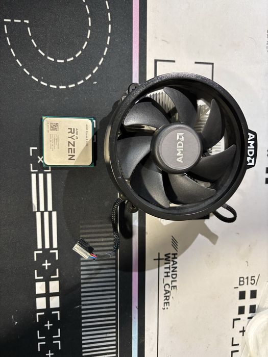 Procesor AMD Ryzen 5 2600+ Cooler socket AM4