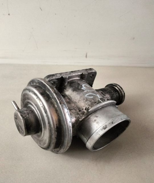 Supapa Egr 2.0 d 78545204 BMW Seria 3 E46