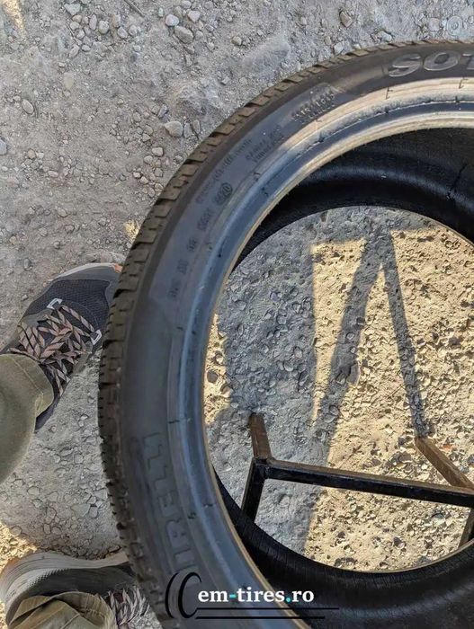 255/35 R19 • Iarna • Pirelli Sottozero Winter 240 serie 2 96V | 1 buc | Pret/buc
