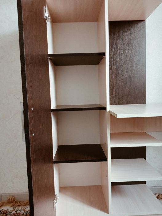 Стол для учебы |