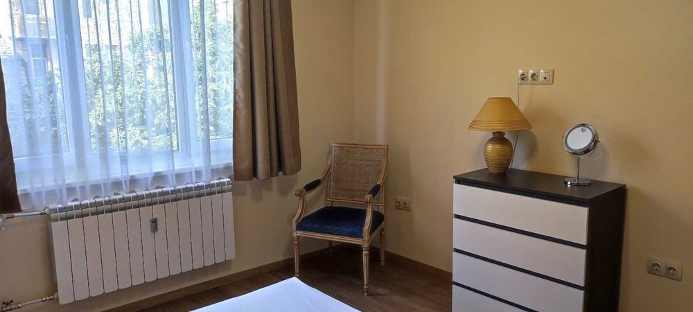 Дава се под наем Двустаен апартамент в София, Център - 80 кв.м за 750 € - Снимка #1