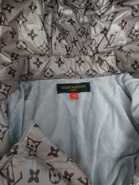 Продам детский комбинезон (трансформер)