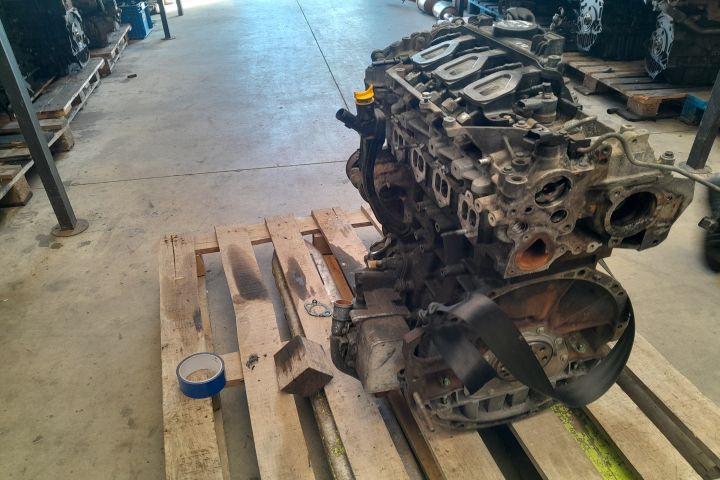 Motor fara anexe 2.3 DCI EURO 5 M9T880 2.3 DCI EURO 5 M9T880 Renault