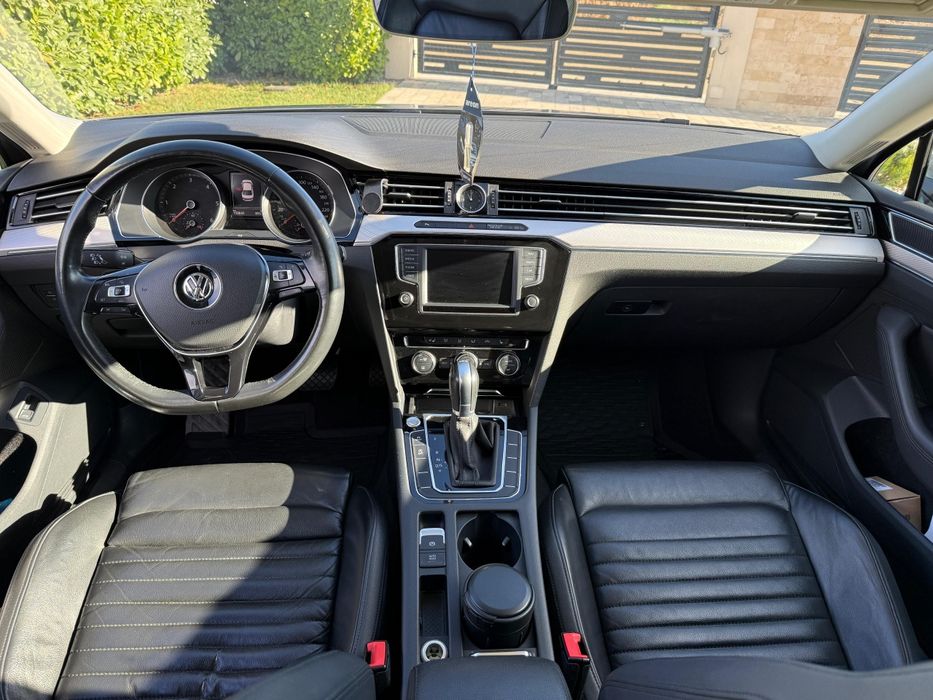 Passat B8  2.0TDI DSG cu padele