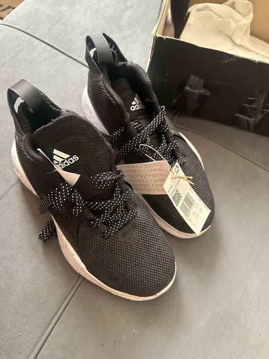 Продам кроссовки adidas rose 773