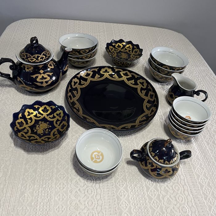 Сервиз чайный продам