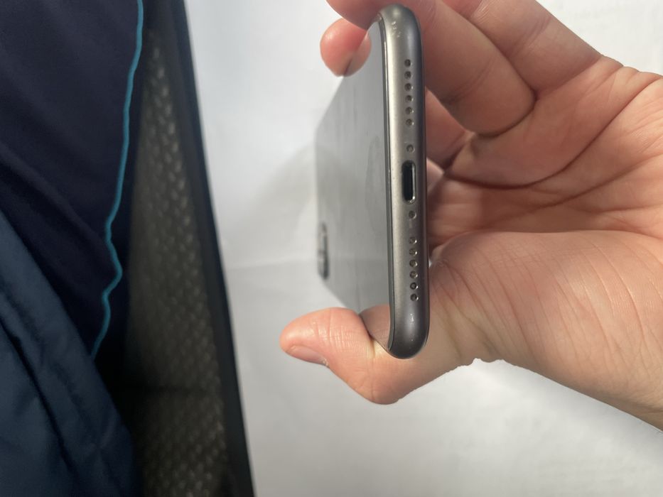 Айфон 11, 64 гб