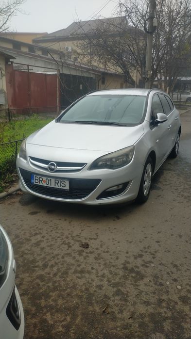 Opel Astra J 2013
