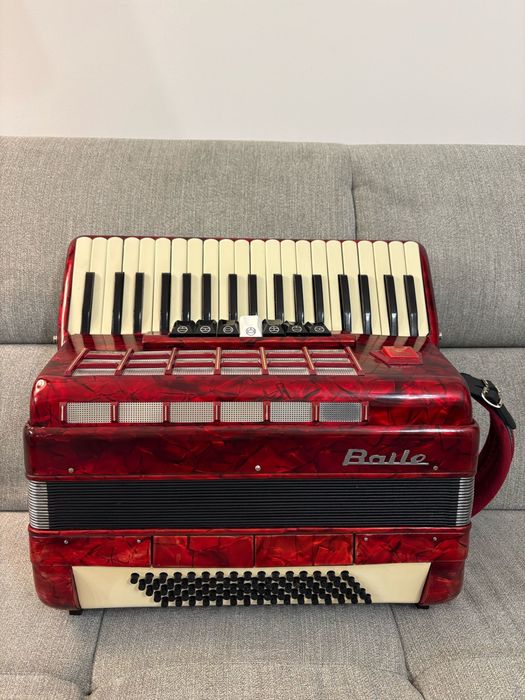 Acordeon Parrot/Baile cu 80 de basi