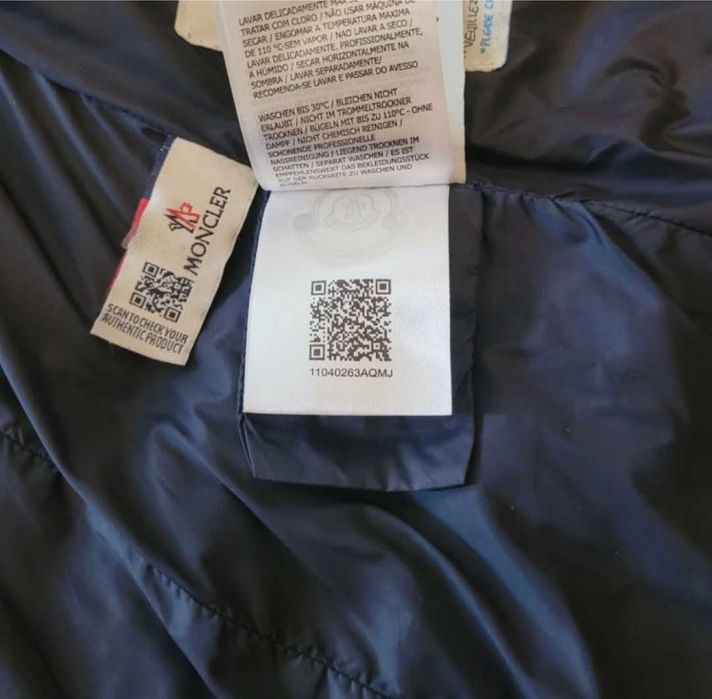 Geacă Moncler originală