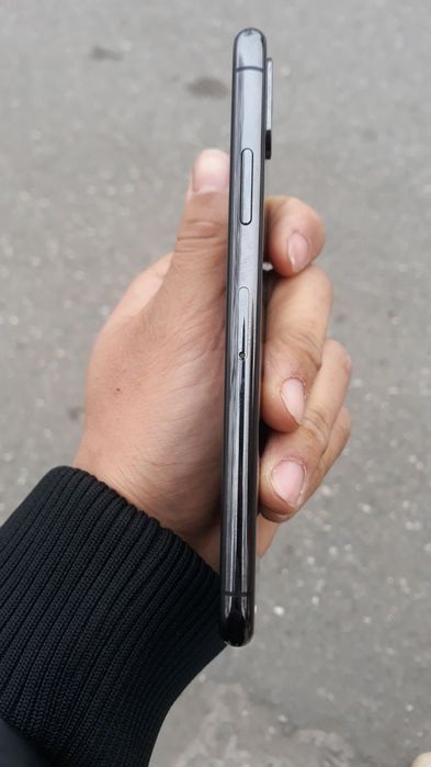 iPhone X  64gb tiniq