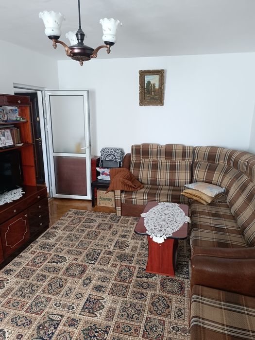 Apartament 2 camere, decomandat, Micro 5