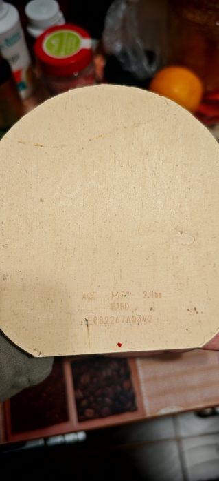 Fețe de paletă (ambele) Butterfly Roundell și Xiom Omega VIII Pro