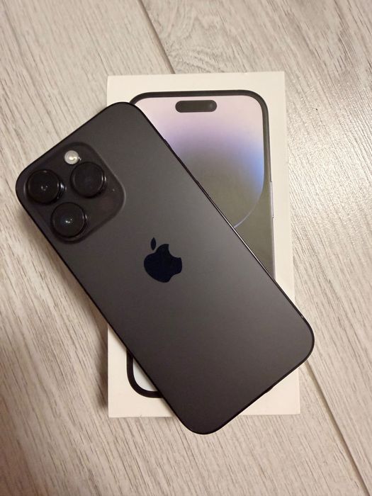 iPhone 14Pro продам