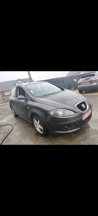 Piese motor cutie turbo ușa bara far haion planșa stop Seat alteea