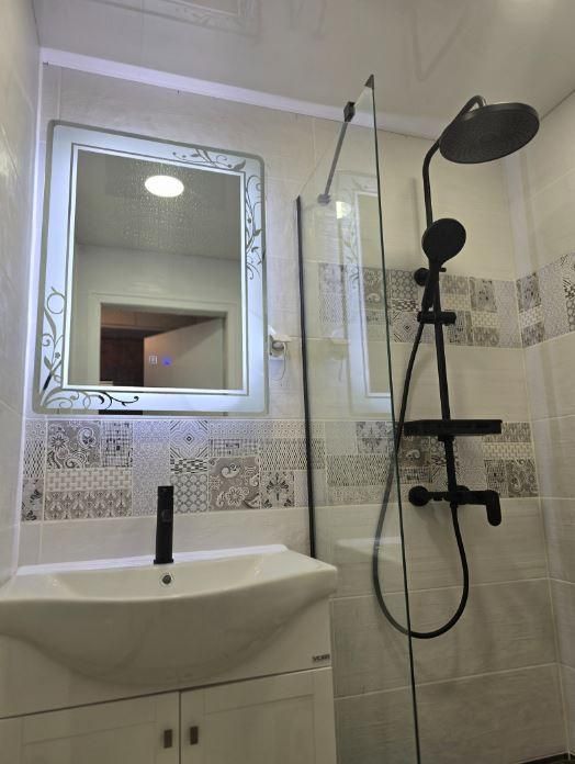 Дава се под наем Двустаен апартамент в Варна, Чайка - 72 кв.м за 797.64 € - Снимка #4
