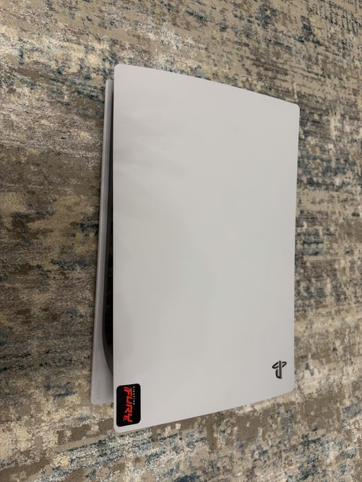 Vand PS5 Disk Edition 825gb stare ff buna