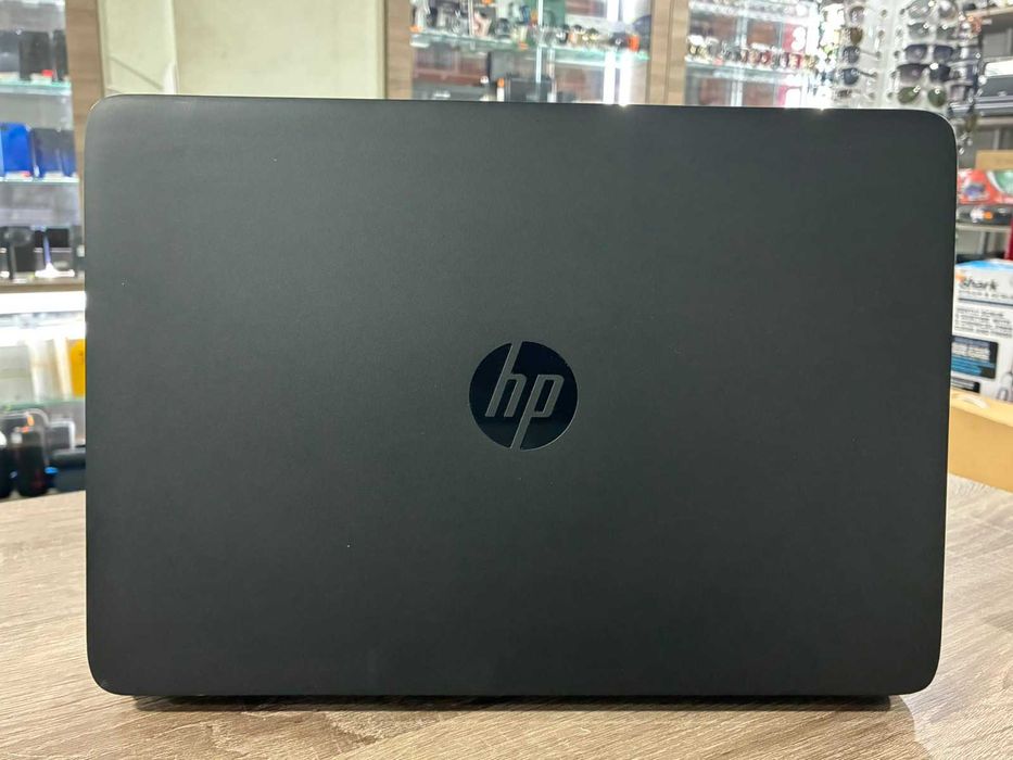 Лаптоп HP Elit book 840