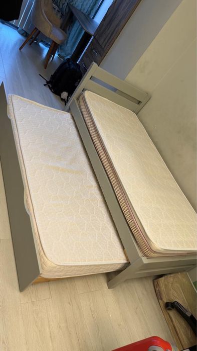 Кровати двухместные 2 штуки