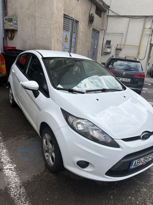 FORD Fiesta 2011 — imagine 2