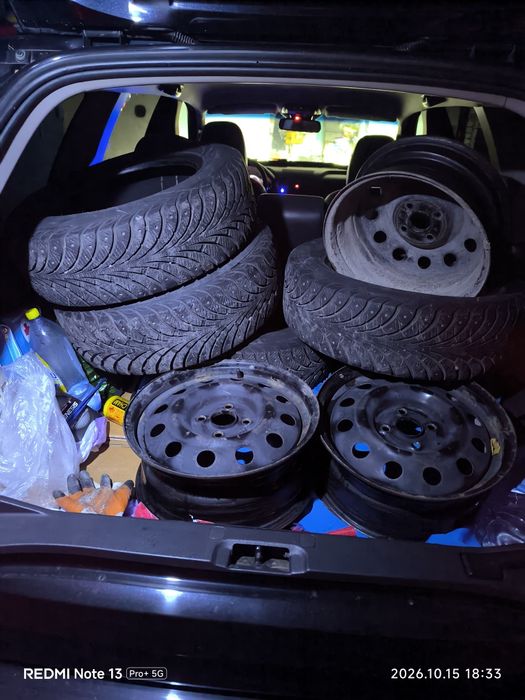 195/65R15  шины зимние