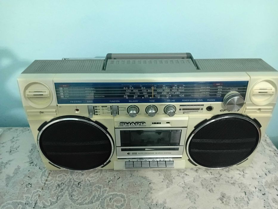 Casetofon Boombox Sharp GF-5757