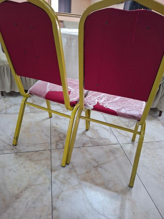 Продам стулья для ресторана и кафе.