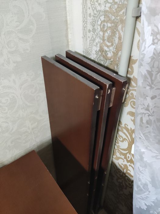 Продаю стол раскладывающийся