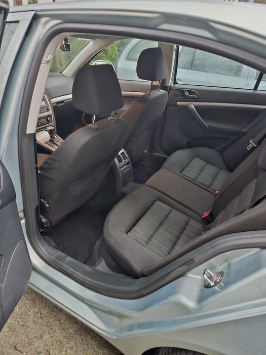 Skoda Octavia 2 FL berlina, 2.0 TDI, cutie automata DSG