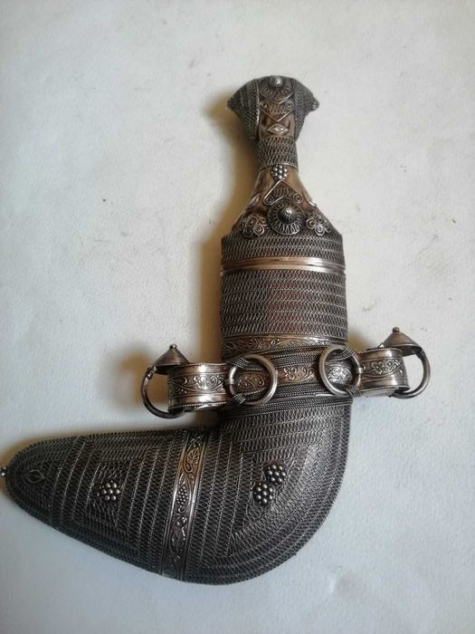 Superb pumnal vintage argint khanjar regal din Oman