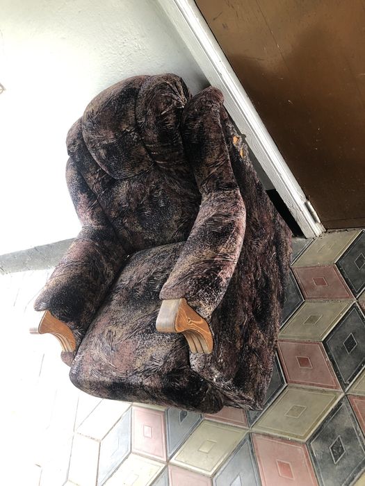 Диван и 2 кресла