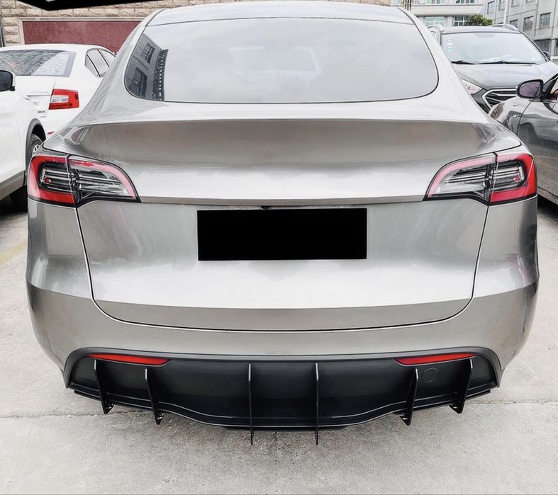 TESLA MODEL Y заден дифузер