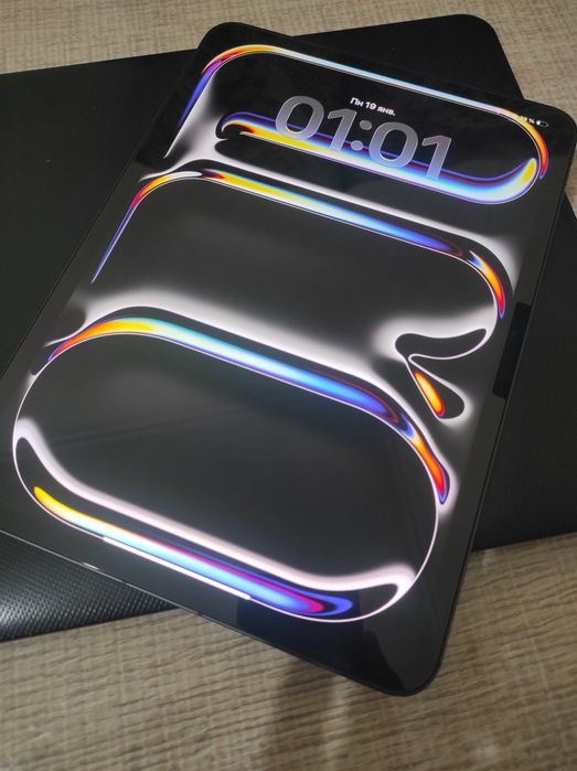 Ipad pro 11 inch m4 sim karta xolati yangi