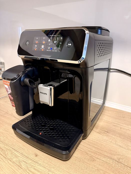 Кафемашина PHILIPS LatteGo - SERIES 2300