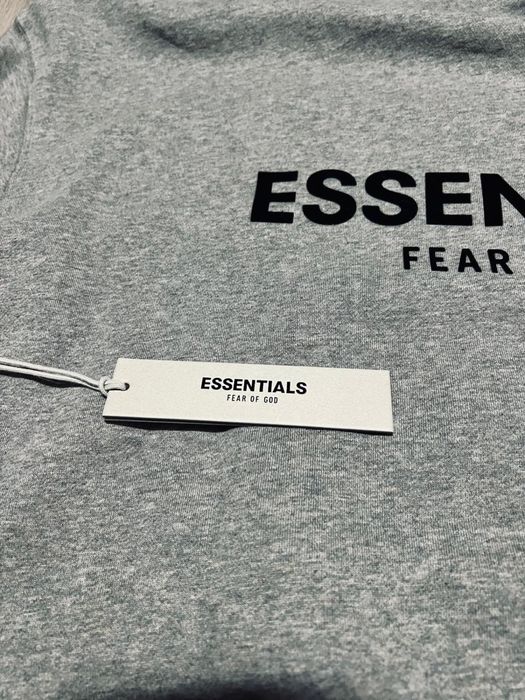 Compleu essentials gri