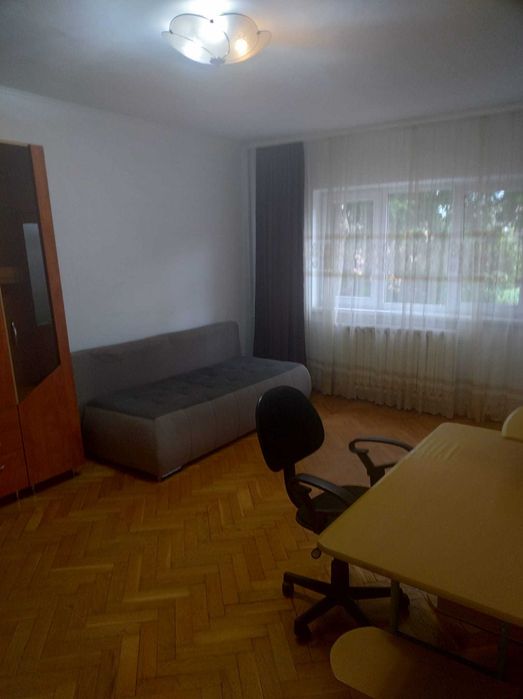 Dau in chirie apartament decomandat 2 camere mobilat/utilat - zona centrala/Emanuel/Lotus 2