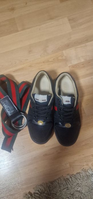 Комплект кецове +  ПОДАРЪК колан!
Цена: 68 лв.
Размер: 35