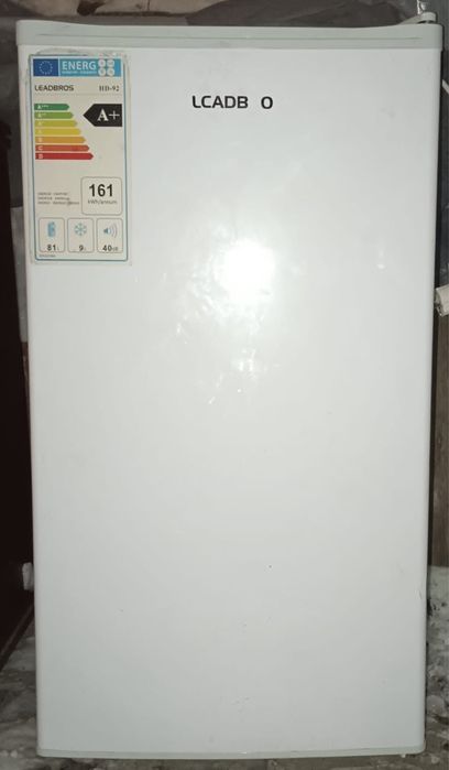 Мини холодильник продам