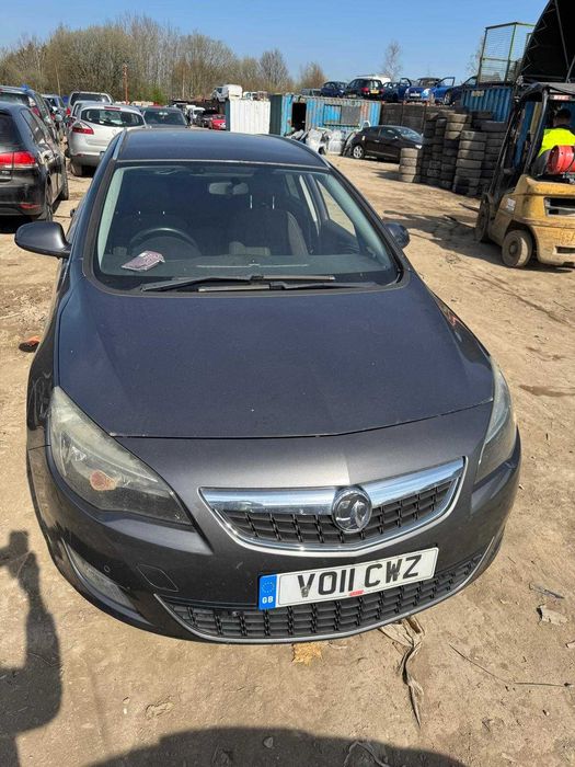 Dezmembrari Opel Astra J 1.7 CDTI cod motor A17DTJ an 2011