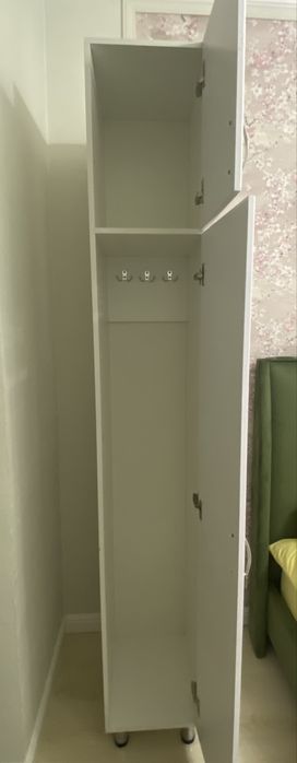 Продам шкаф пенал