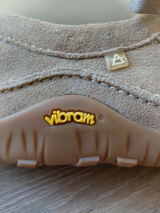 NEGOCIABIL-Adidași Roy Hayes Studio Vibram