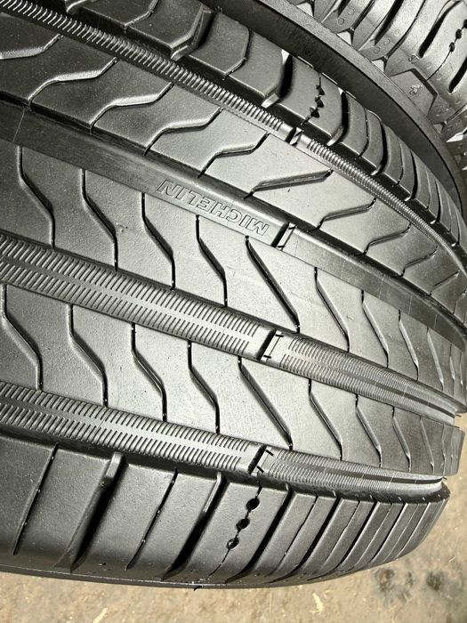 2x Anvelope Vara 205/55 R17 - Michelin Primacy 5