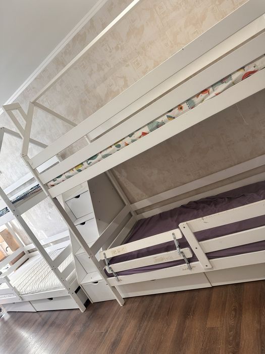 Кровать для четверых детей!