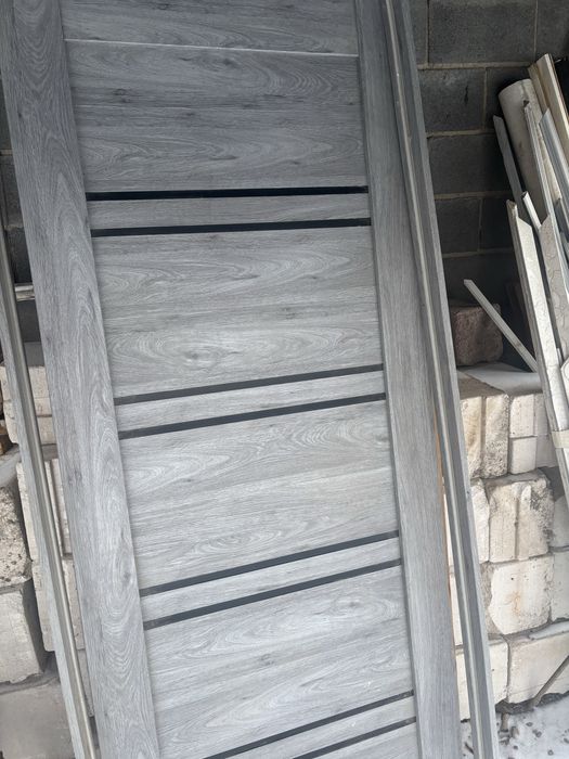 3 двери межкомнатные 1серый