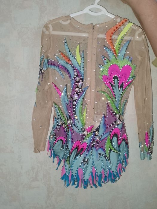 Купальник для художественной гимнастики