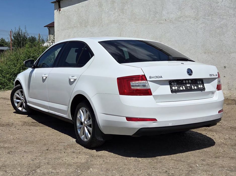 SKODA Octavia 2013 — imagine 5