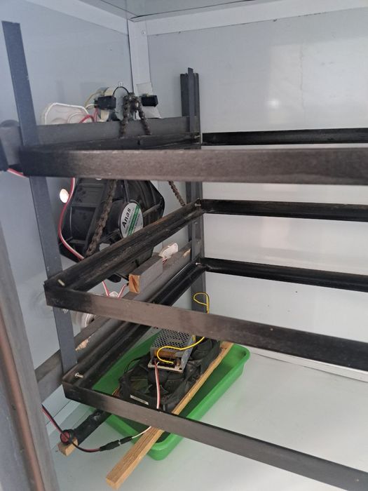 Инкубатор Хазина 528