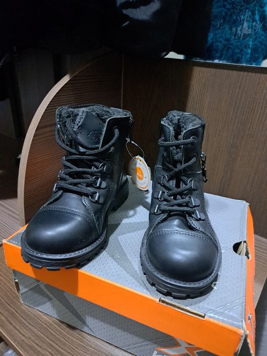 Зимнии ботинки детские